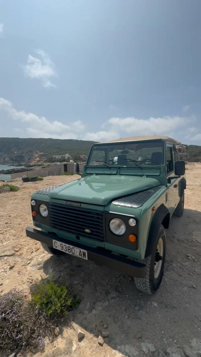 We have a new baby, waiting for you in Formentera 🩵

Join our safari tour to discover this paradise island ✨

Beach 🤿
Viewpoints 👀
Lighthouse 🚨
Coves 👙

And a Lot of fun !! Contact us 💌

Thanks to the amazing work of @vfr_performance 🙏🏼

Save this post ✔️

Follow us : @intotheislandibizatours 🌴

#ibiza #ibz #intotheislandibiza #hiddenbeach #ibiza2025 #ibizaexcursions #ibizatours #ibizaexperience #secretbeach #hiddengems #paradise #secretibiza #ibizahike #ibizaparty #ibizanight #ibizaboat #ibizanightclub #ushuaiaibiza #ibizabeach #esvedra #calacomte #formentera #spain #summer #ibizaoutdooractivities #ibizalife #reel #viralreels #instaviral #viralvideos